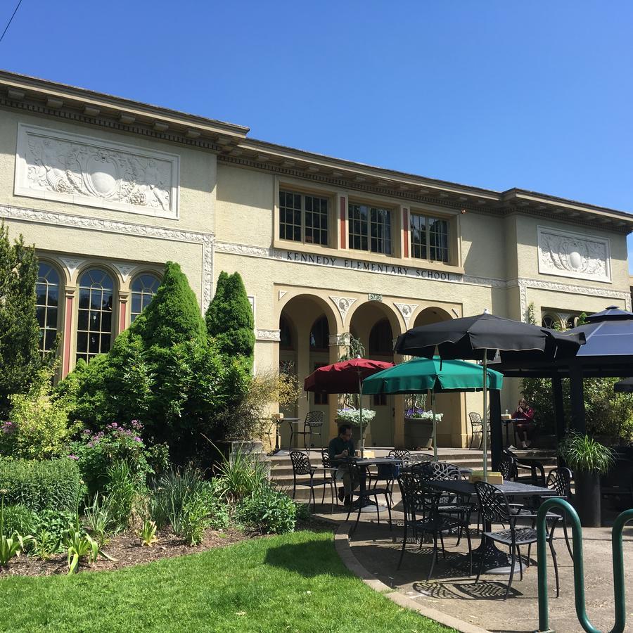 Mcmenamins Kennedy School Otel Portland Dış mekan fotoğraf